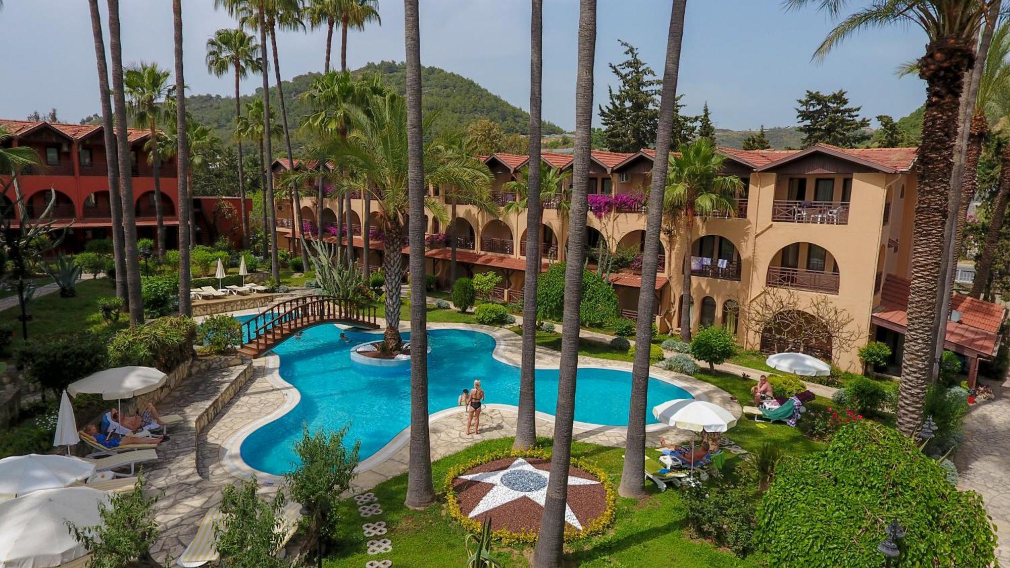 Club Tropical Beach Hotel Toslak Exteriör bild